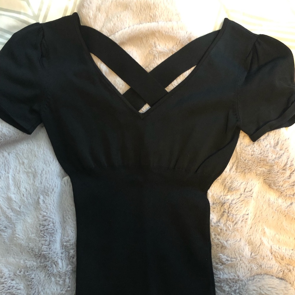 Bebe black short sleeve double v top!